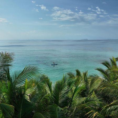 Myamo Beach Lodge Jereweh Esterno foto