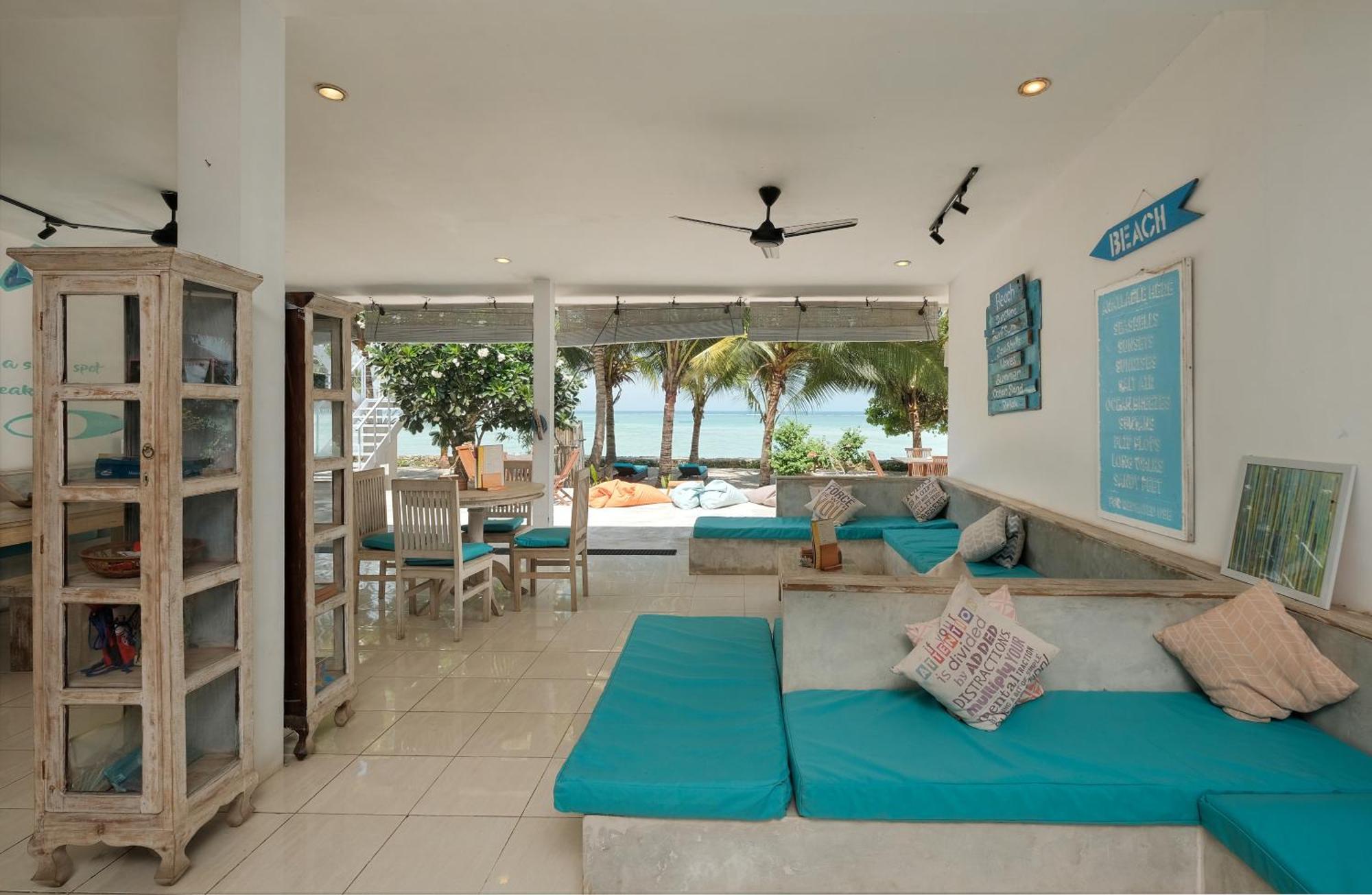 Myamo Beach Lodge Jereweh Esterno foto