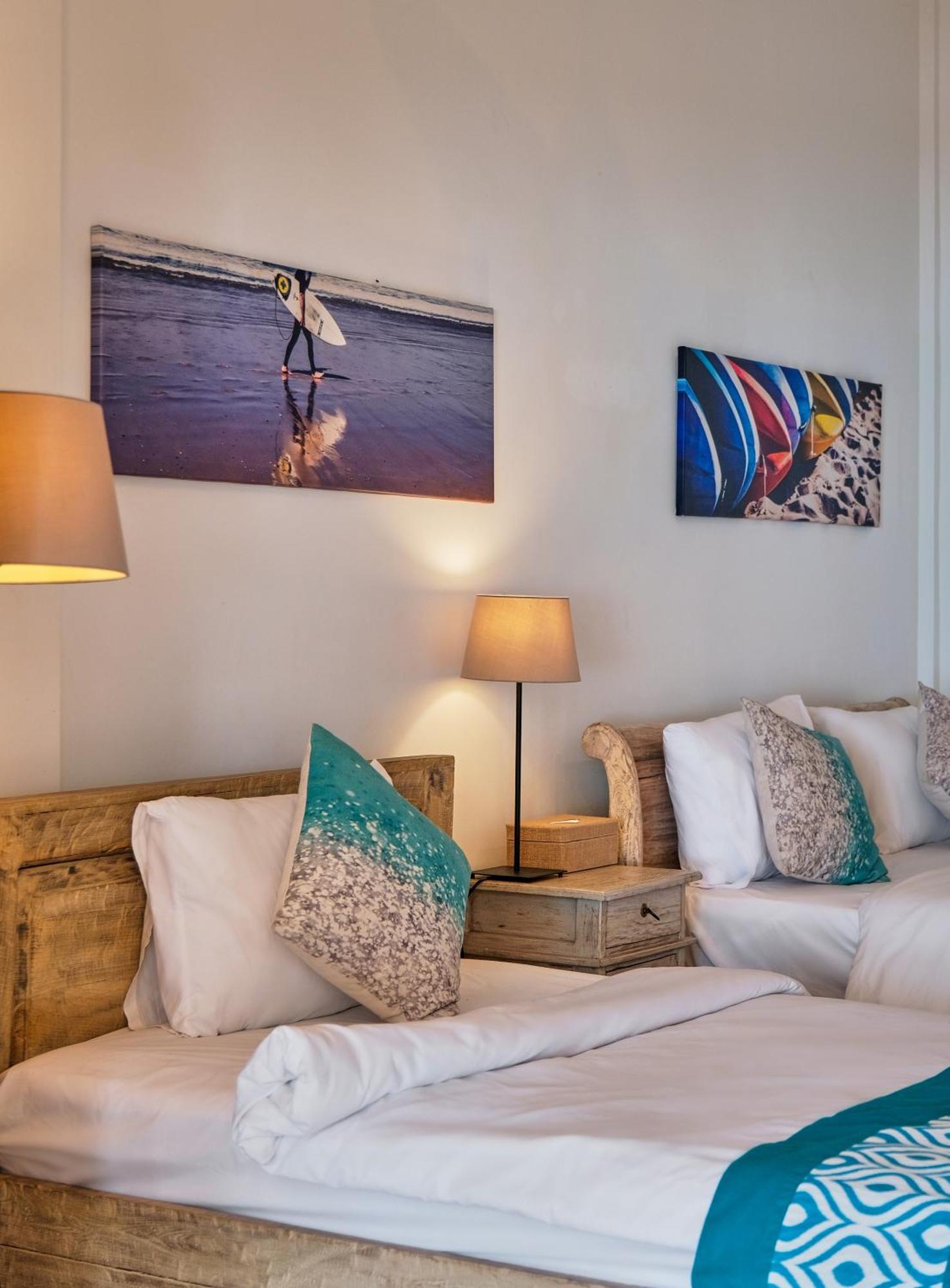 Myamo Beach Lodge Jereweh Esterno foto